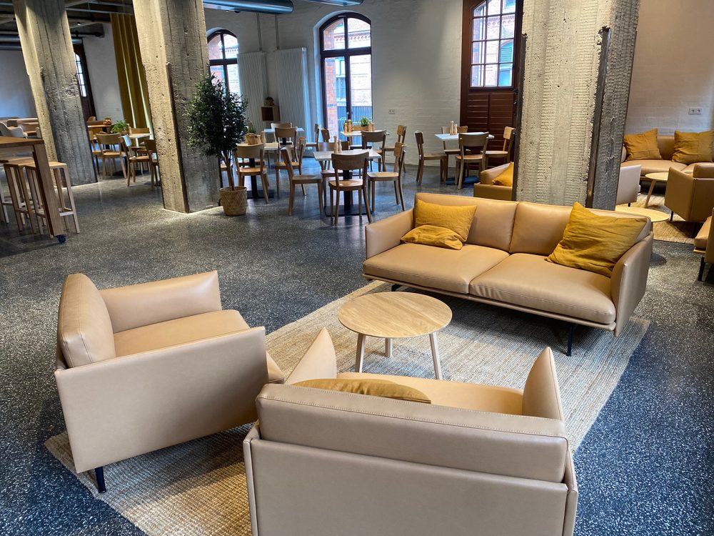 Vecchio Amore Event Location Hamburg Hafen Hafencity Sofa